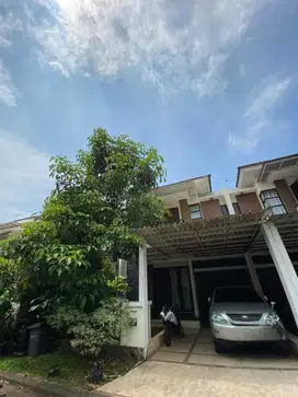 FULL FURNISHED! Dijual Rumah 2 Lantai Style Japanese di Cluster Asera