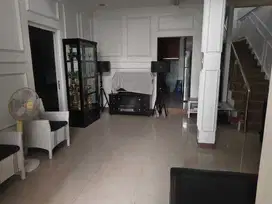 Fbja. Disewakan Rumah di Grand Taruma