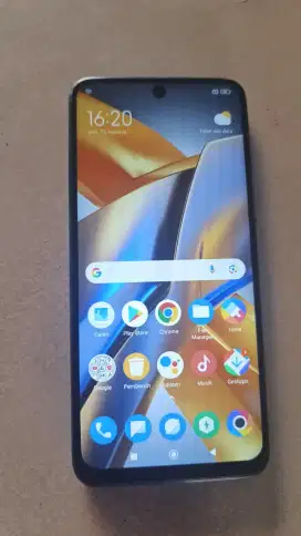 Poco M5S second