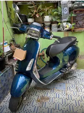 Vespa Sprint 150 iGet ABS TAHUN 2023