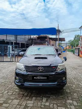 TOYOTA FORTUNER G VNT [2015]