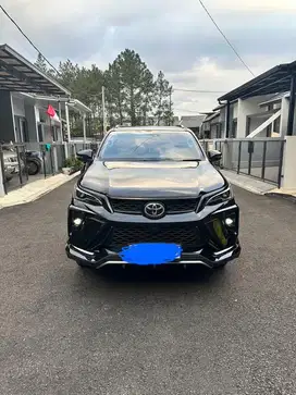 fortuner GR sport 2.8