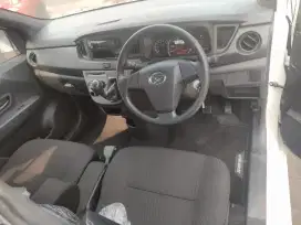 Daihatsu Sigra 1.0 M MT MC