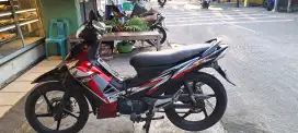 supra  x 125 cw dd th 2011 mulus bagus mesin sehat pajak panjang