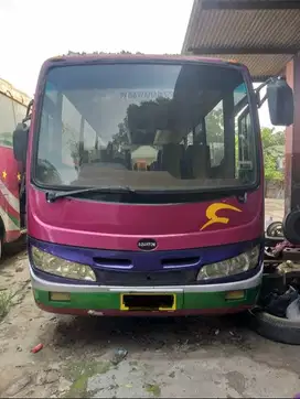 Dijual cepat 2 unit bis medium Isuzu