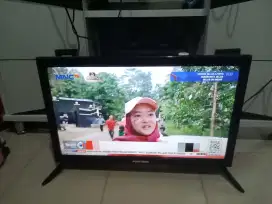 LED Politron Cinemax Pro 24 INCHI mulus