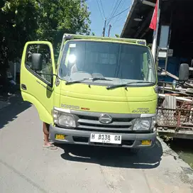 Truk Hino Dutro 130 HD