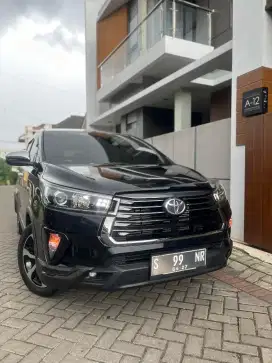 KM 29 RIBU | INNOVA VENTURER 2.4 DIESEL AT 2022 LAST EDITION ISTIMEWA