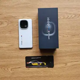 iQOO 12 BMW M Motorsport Edition 12/256GB Mulus Fullset