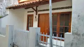 Dikontrakan rumah nyaman Pakualaman