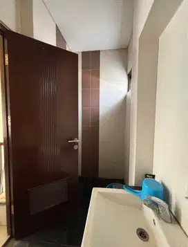 Dijual rumah cluster strategis bsd bintaro. lengkong karya golden park