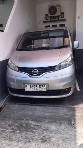 Nisan Evalia Mulus