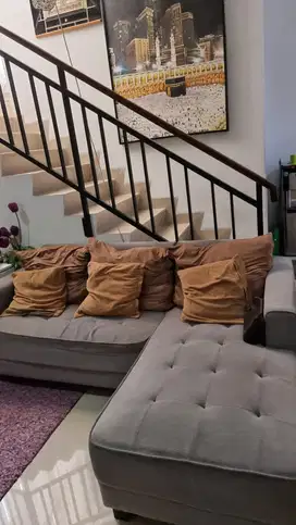 Dijual rumah Belle Legoso ,ciputat timur dekat ke lebak bulus