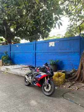 For sale r 15 V4