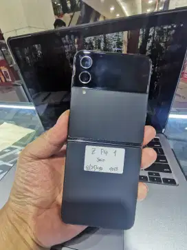 SAMSUNG GALAXY FLIP 4 8/256