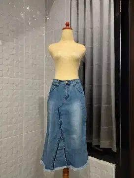 Preloved Rok Wanita