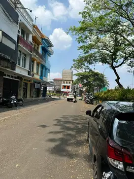 Dijual Ruko Siap Pakai di  JL. PAHLAWAN SERIBU, BSD