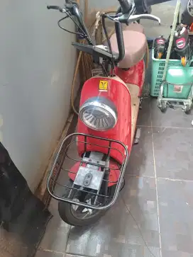 sepeda listik uwinfly