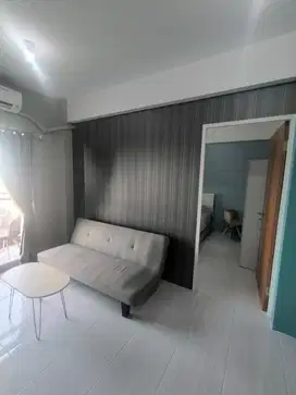 Sewa tahunan/bulanan apartemen puncak dharmahusada 3 br ada wifi