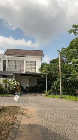 Rumah 2 Lantai Bagus Minimalis di Forest Mansion Siap Huni