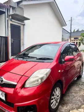 Yaris j manual 2010