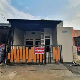 Dijual rumah cakep di citra raya Cikupa raflesia