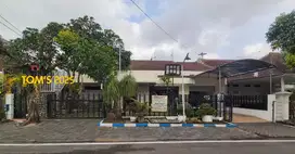 RUMAH KOS TENGAH KOTA DEKAT KAWASAN PERKANTORAN, KAMPUS & AREA KULINER