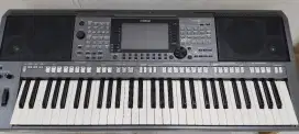 Keyboard yamaha psr s770