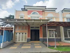 Rumah Menaggio Village Lago Paramount Gading Serpong