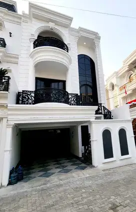 Dijual Rumah Brand new Permata 2 Residence Uk99m² jln Moh.Kahfi jaksel