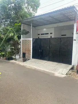 AC5 Rumah Bagus Private Pool Rawamangun Jakarta Timur