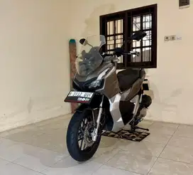Honda ADV 150 CBS ISS MULUSSS Pajak Hidup Panjang No Minus