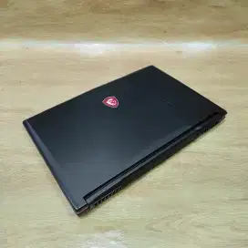 Laptop  Gaming MSI Core i7 Gen 8 Ram 32GB Dual VGA bonus Mouse Baru Si