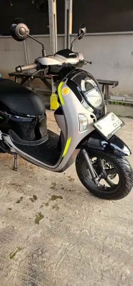 Scoopy Energetic New Model 2025 Like New
