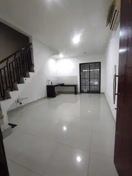 DIJUAL CEPAT!!! Green Lake City - Cluster East Asia (4x12)