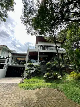 Dijual Rumah Premium Furnish di Private Cluster Perum Riverside Malang