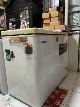 Freezer Modena 200L