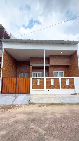 Dijual rumah cantik dan siap huni di kawasan favorit Melati Mas, BSD!