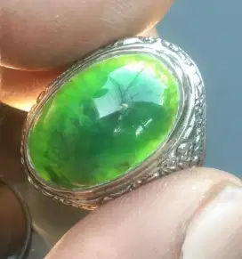 Batu bacan doko hijau lawas