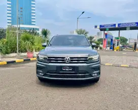 VolksWagen VW Tiguan Allspace 2020 AT 1.4, Km 29Ribu, Pajak Panjang