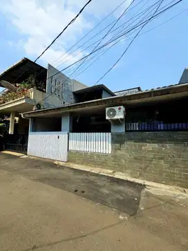 Rumah 1 lantai siap huni dalam cluster dekat tol brigif
