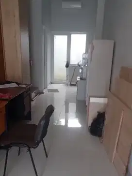 Dijual Ruko 2,5 Lantai Lokasi Strategis di Banjar Wijaya, Tangerang