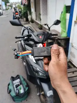 Gps Tracker Mobil & Motor