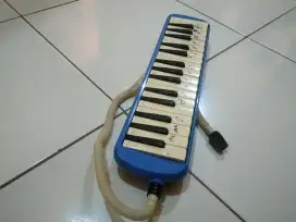 Pianika anak bekas