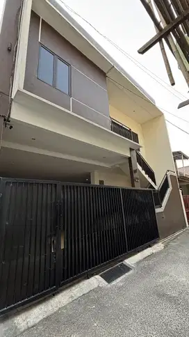 Dijual Rumah Kost di Tebet Barat