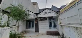 Rumah Tua 6x20 di Janur Hijau, Gading Harmony, Kelapa Gading.