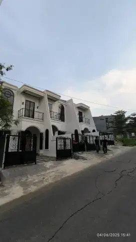 BEBAS BANJIR! RUMAH 2 LANTAI DI DEPOK TANPA DP0%