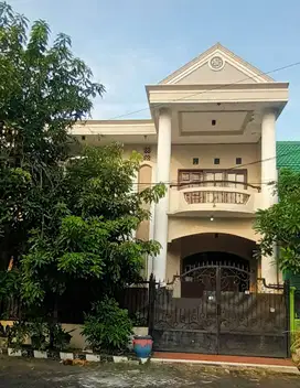 21. Dijual Rumah Taman Pondok Indah 2 Lantai Surabaya Wiyung