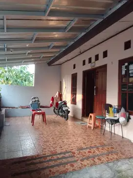 Dijual Rumah di Kalibata Jakarta Selatan luas T 222m,kamar tidur 5,