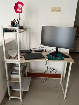 Meja belajar/ kerja Sederhana yang bagus dan kuat